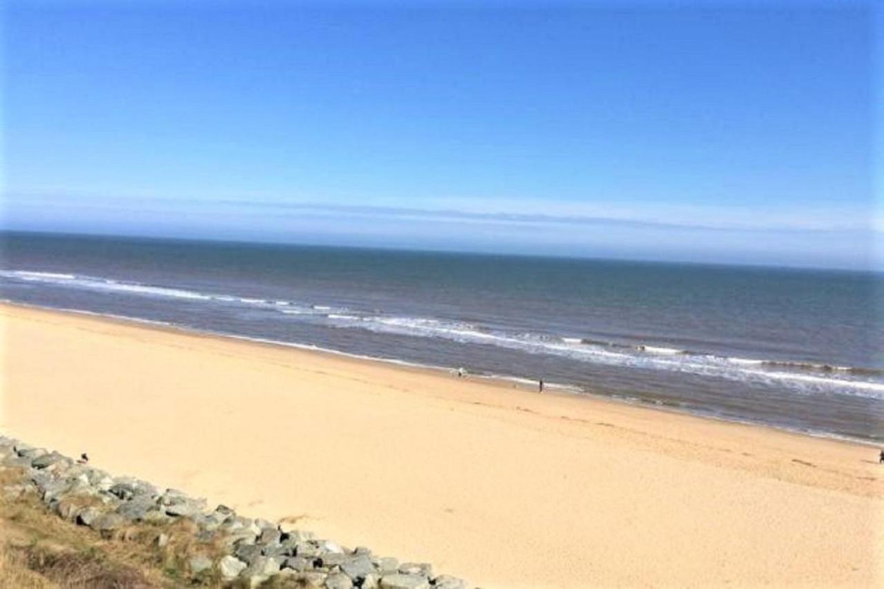 Fabulous 2 Bedroom Dog Friendly Chalet 5 Min Walk To Beach, Nr Gt Yarmouth & Norfolk Broads Scratby ภายนอก รูปภาพ